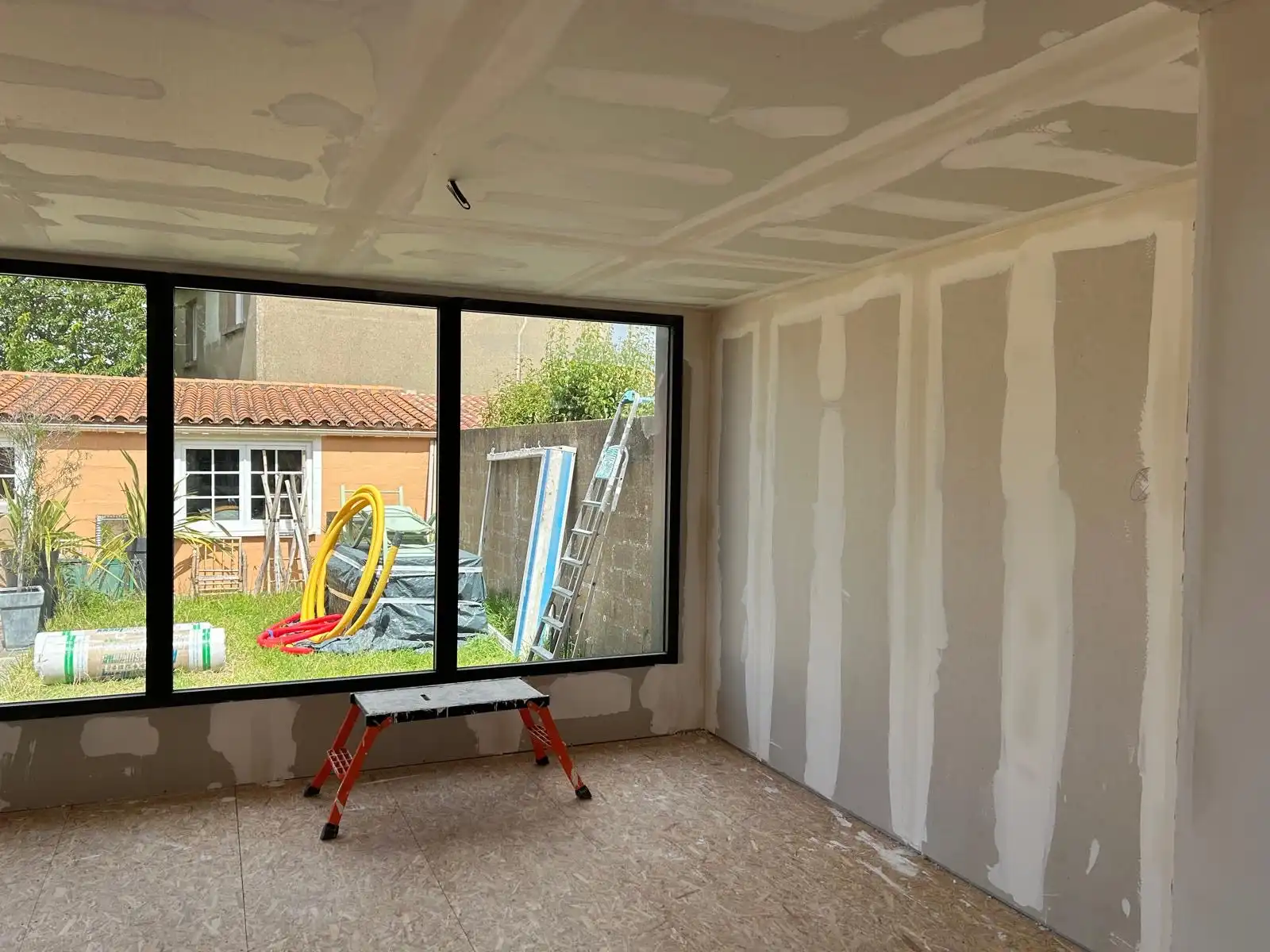 Réalisation plaquiste, Menuiserie Le Boulair, menuisier à Nieul-le-Dolent